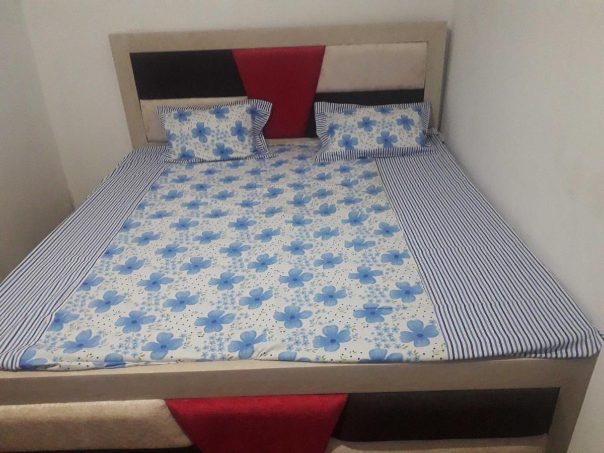 Oyo Golden Inn Hotel Meerut Eksteriør billede