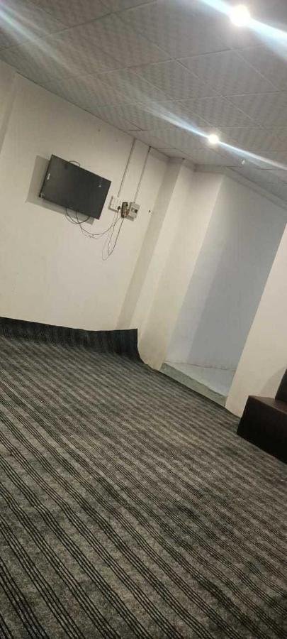 Oyo Golden Inn Hotel Meerut Eksteriør billede