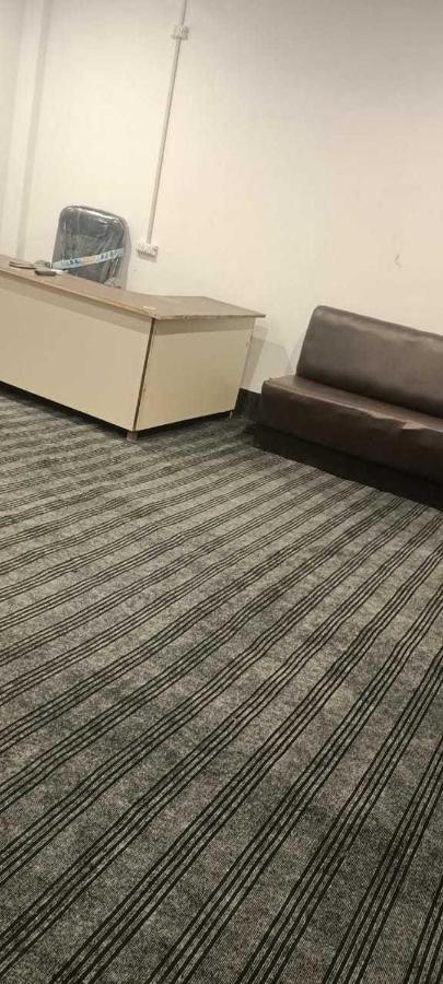 Oyo Golden Inn Hotel Meerut Eksteriør billede